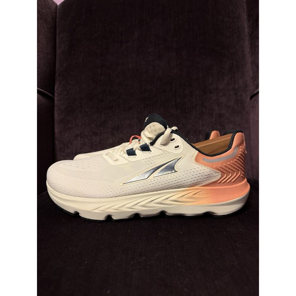 Altra W Provision 7 Women's Running Shoes Size 10.5 White/Peach Med/B